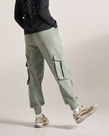Hydrilla Organic Cotton Trouser - Pistachio - Studio Model