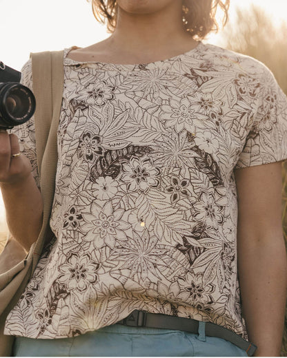Fawn Recycled Cotton T-Shirt - Chestnut Floral Pattern