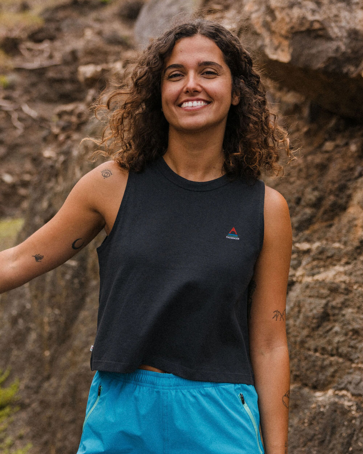 Classic Vest Black – Passenger