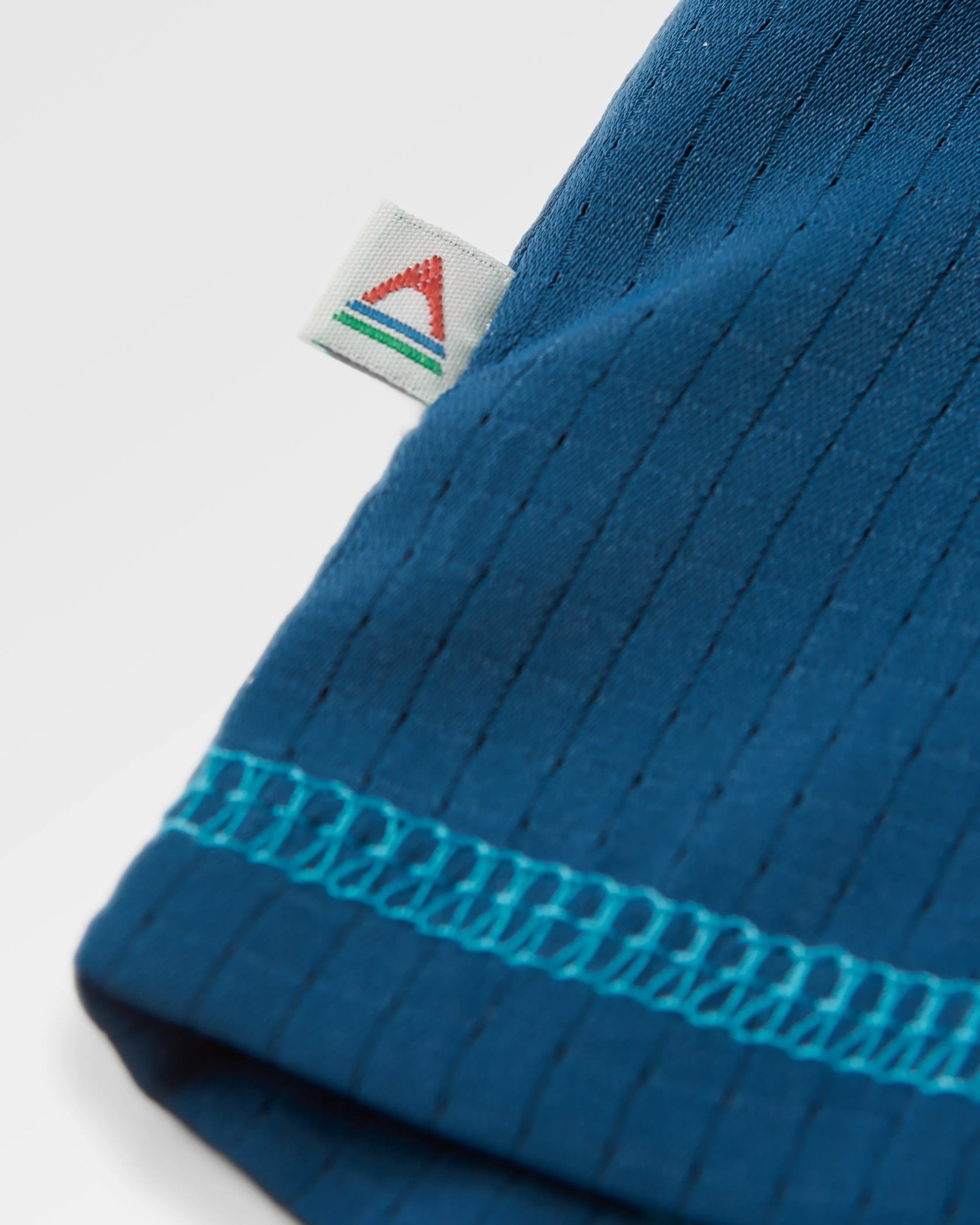 Cool Down Active T-shirt - Blue Pool - Flatlay