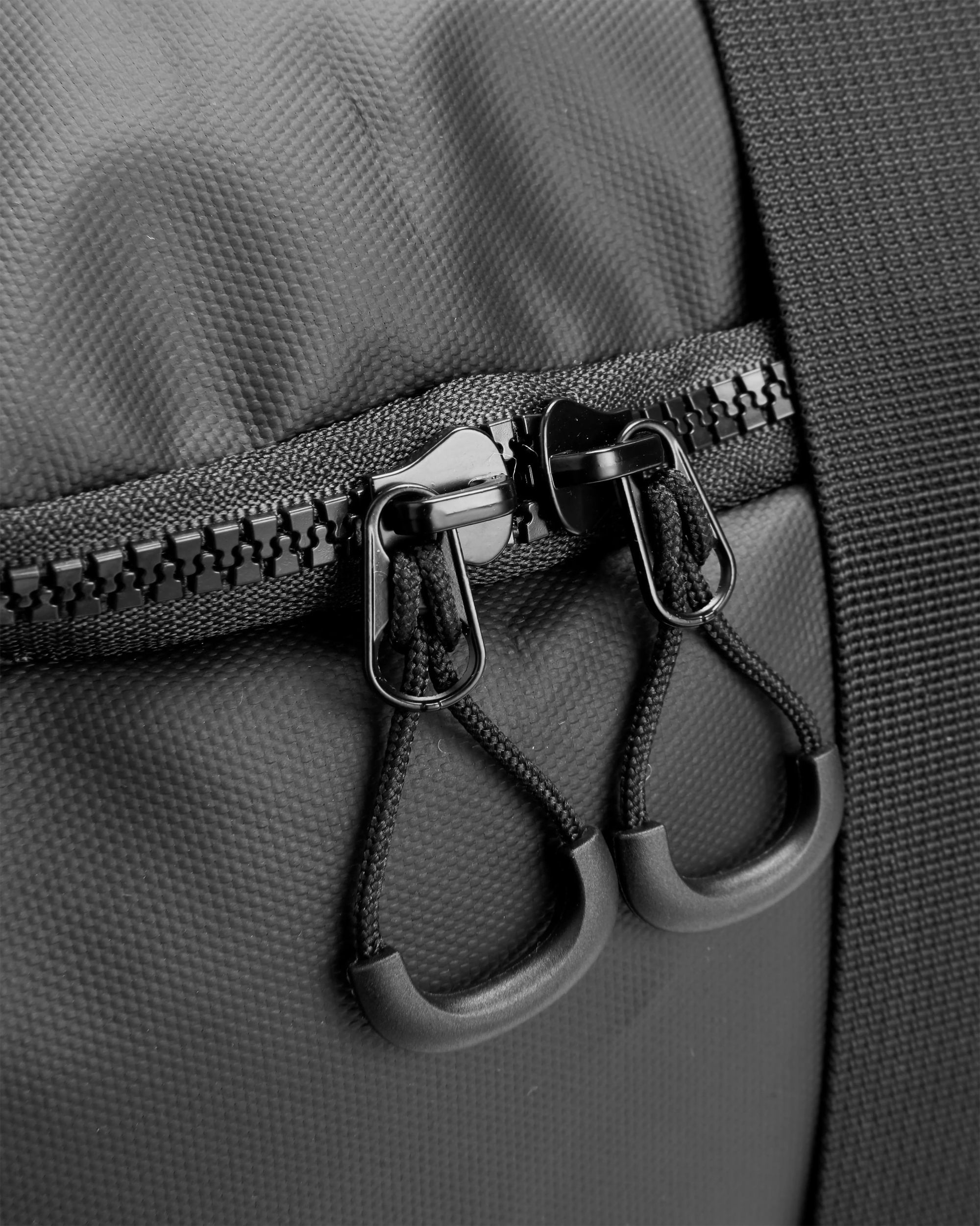 Vandrobe Recycled Duffel - Black - Flatlay