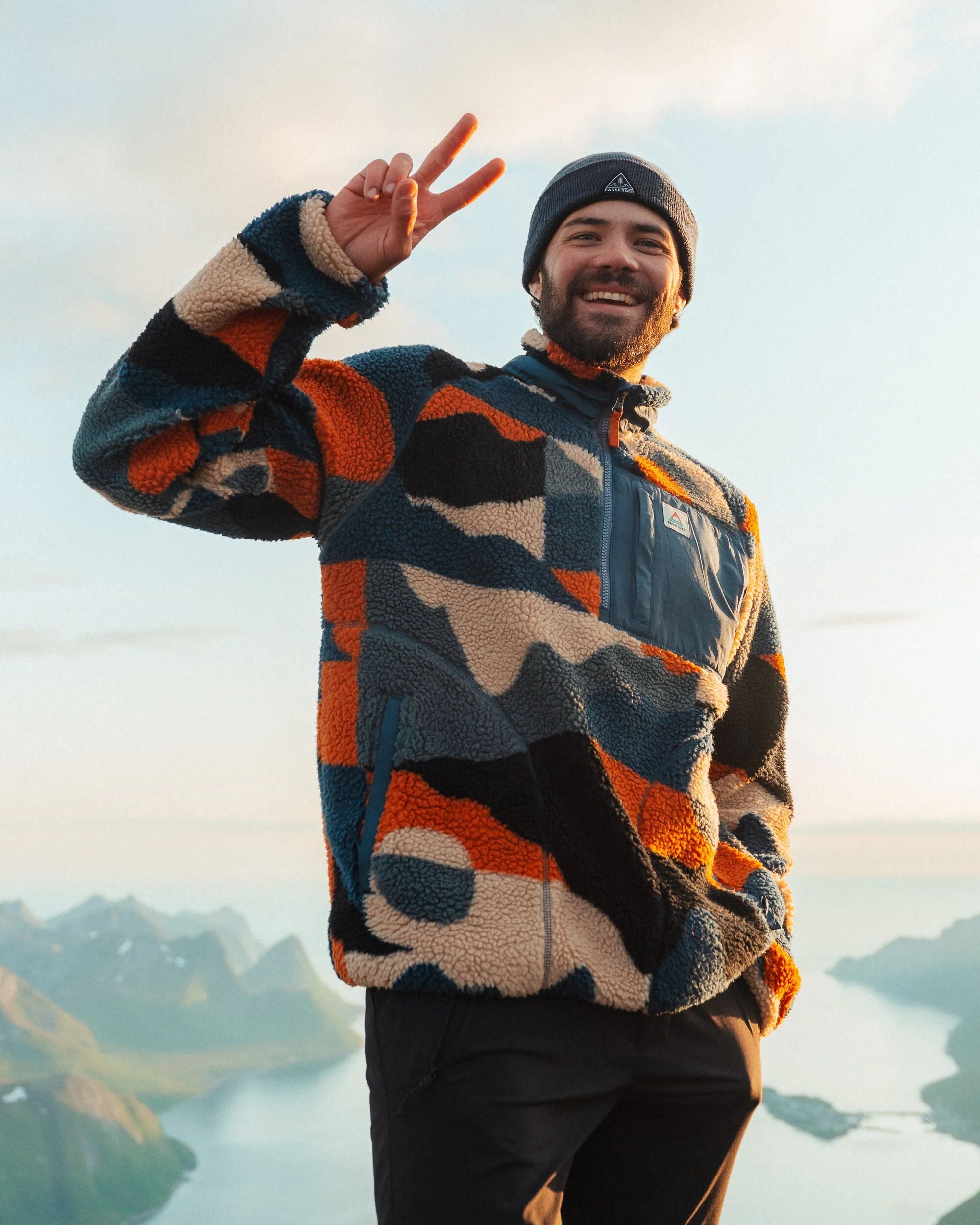 Stanton Sherpa gen 2 超美品！ Hartley Pullover in Sherpa Fleece (Sageborn) – Dudley Stephens