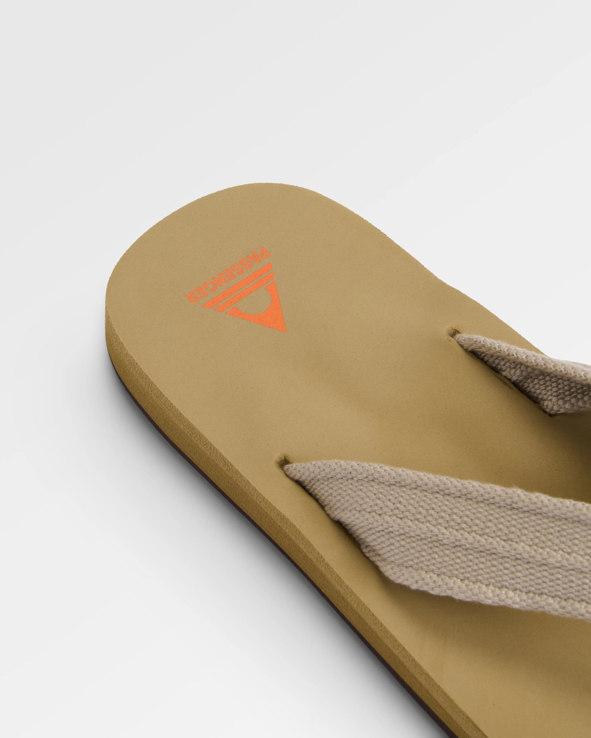 Santos Flip Flop - Taupe - Flatlay