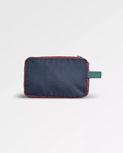 Travel Recycled Wash Kit - Samba/ Deep Navy - Flatlay