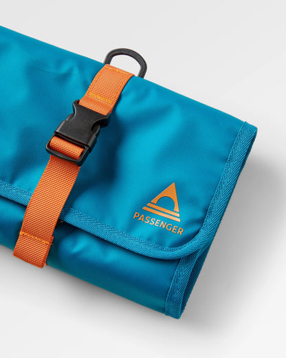 Drop Recycled Wash Kit - Tidal Blue - Flatlay