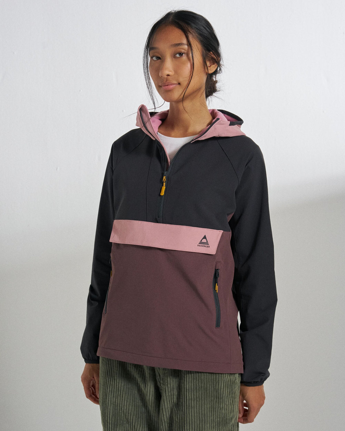 Trailscape Lite Women's Softshell Anorak - Brambleberry/Faded Black - Studio Model