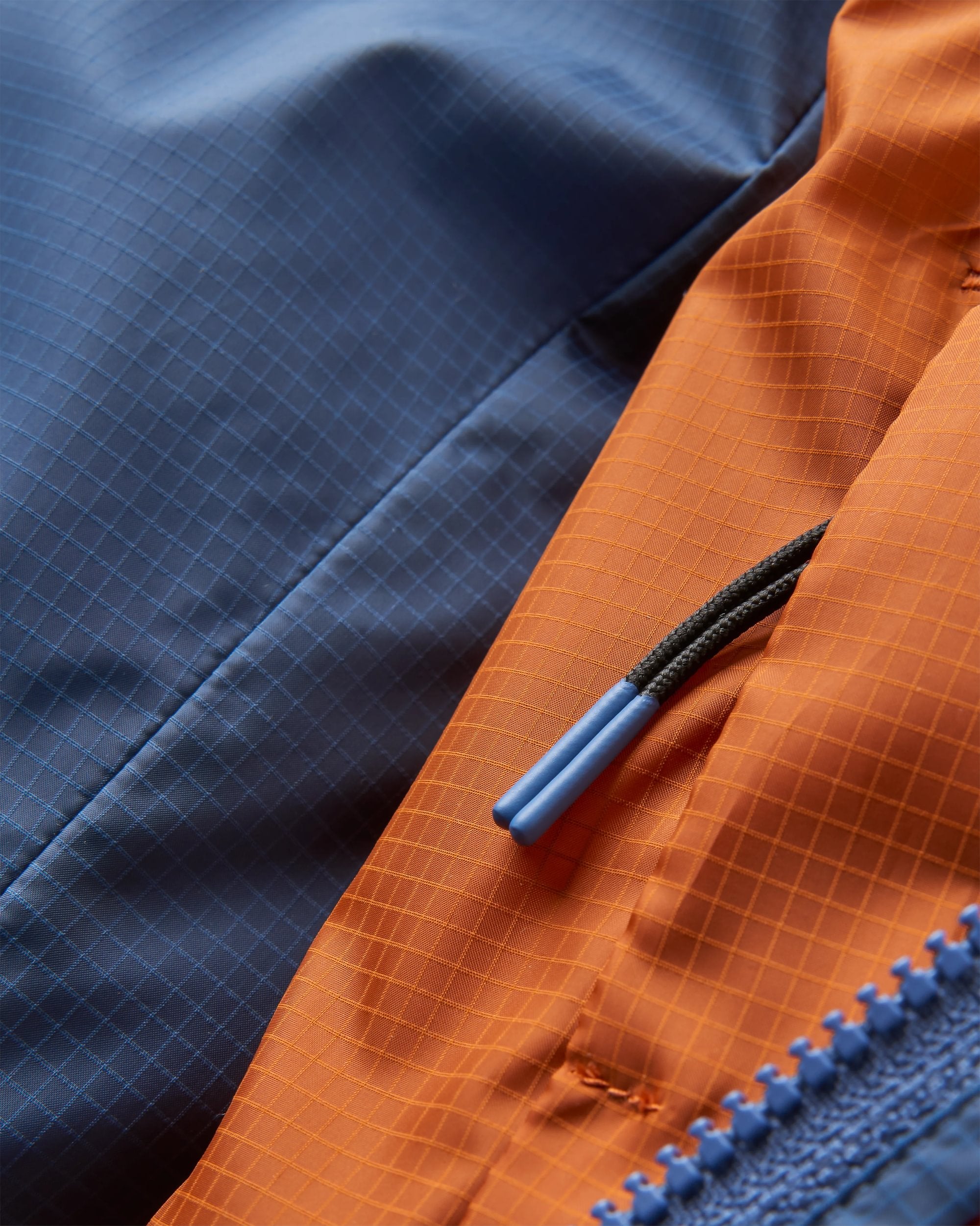 Viento Recycled Windshell Jacket - Dark Denim/Sunset Orange - Flatlay