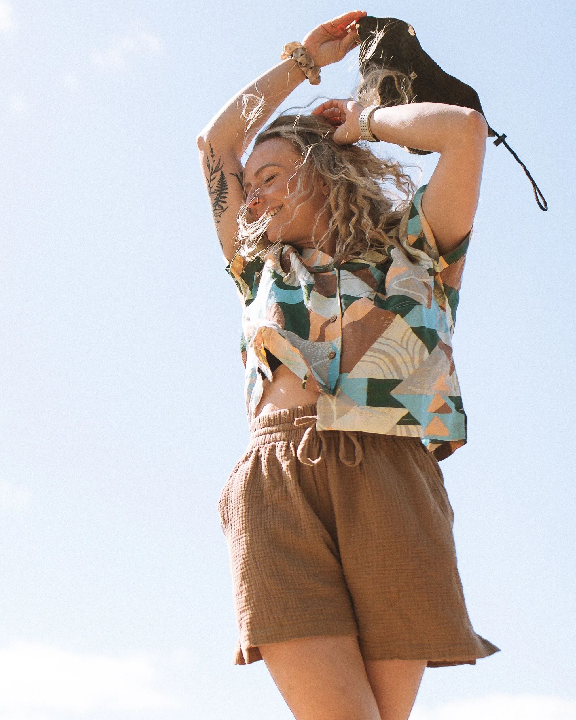 Waveney Cotton Short Caramel Brown – Passenger