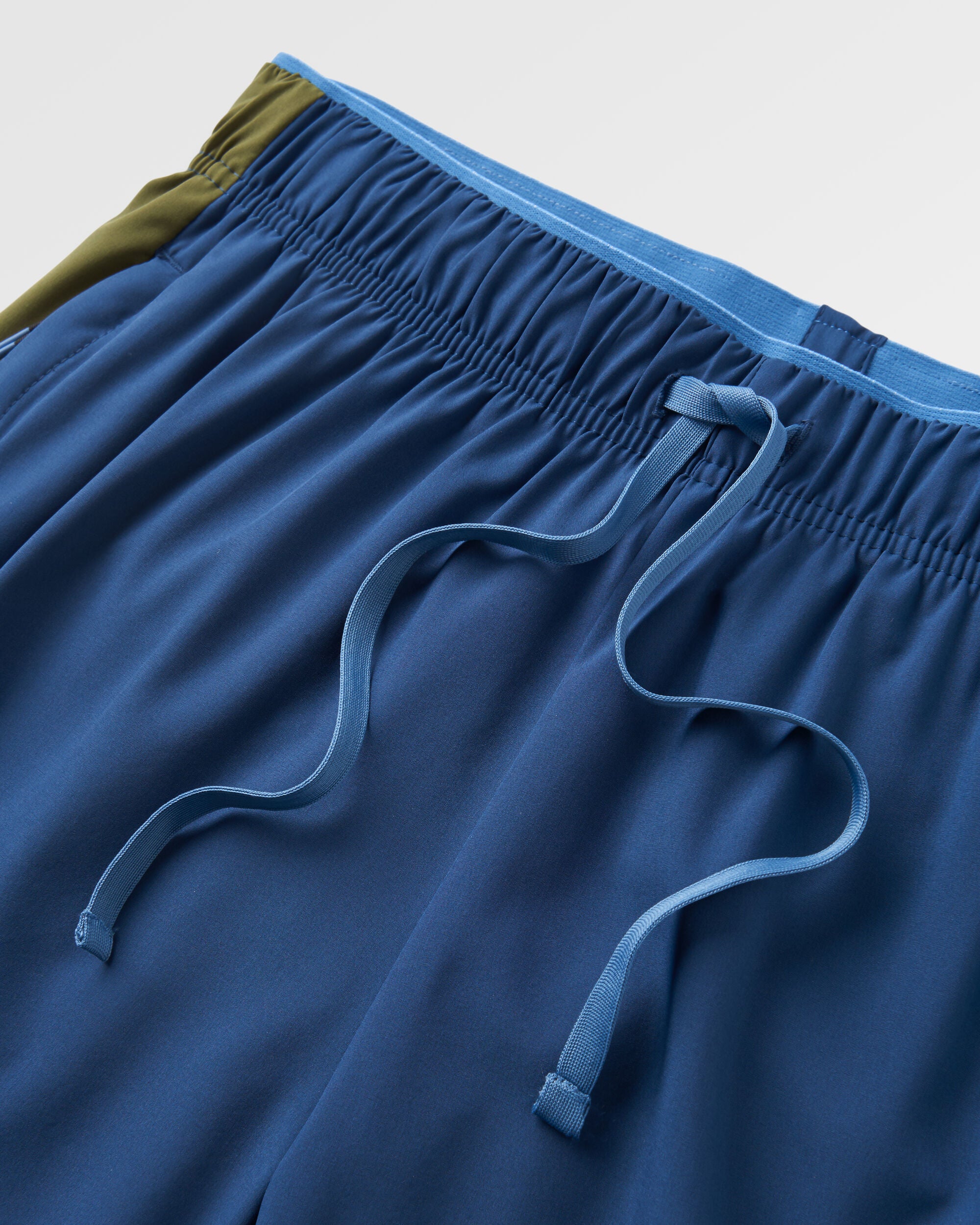 Swift Trail Short - Dark Denim - Flatlay