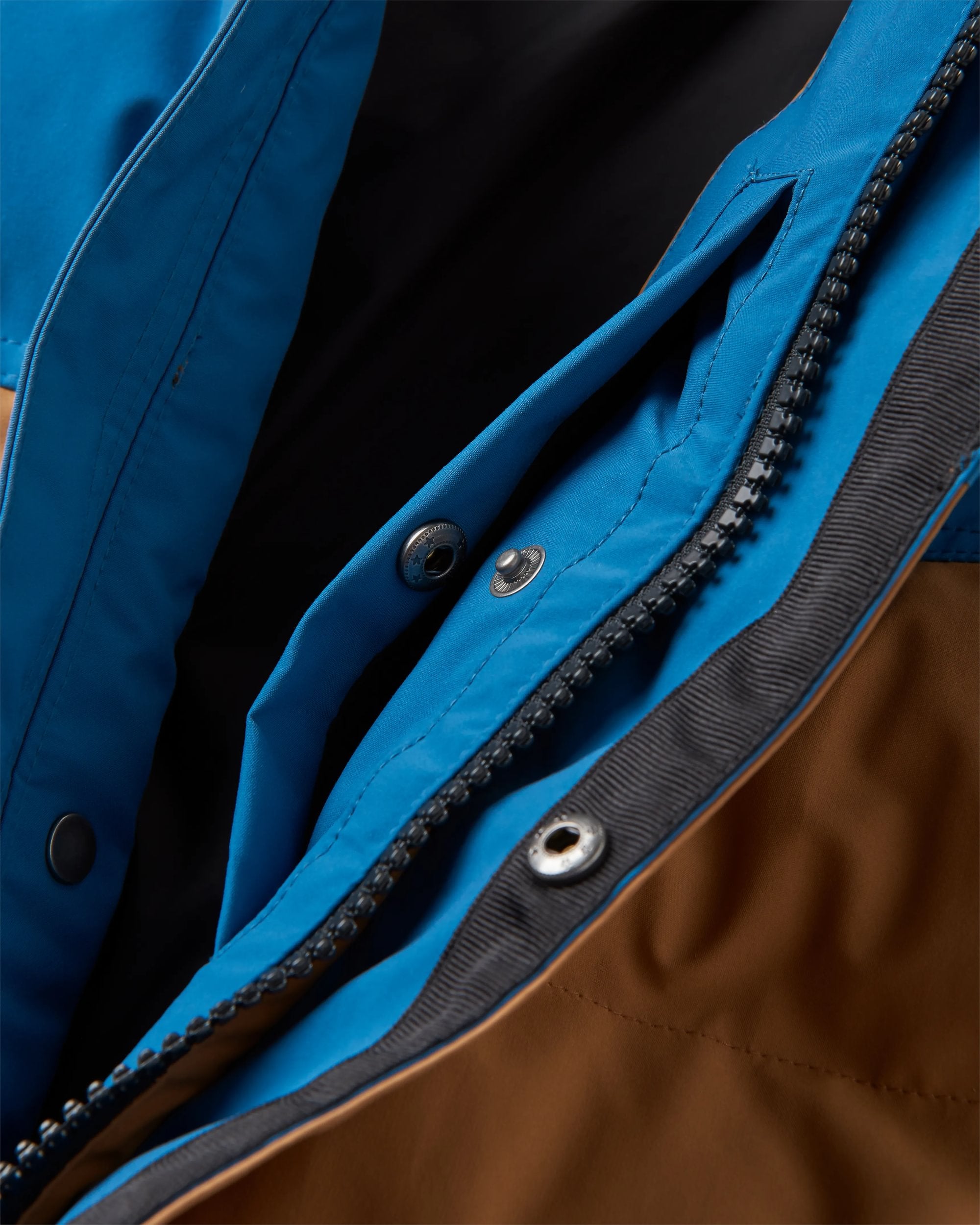 Baltic Recycled Insulated Gilet - Toffee/Blue Steel - Flatlay