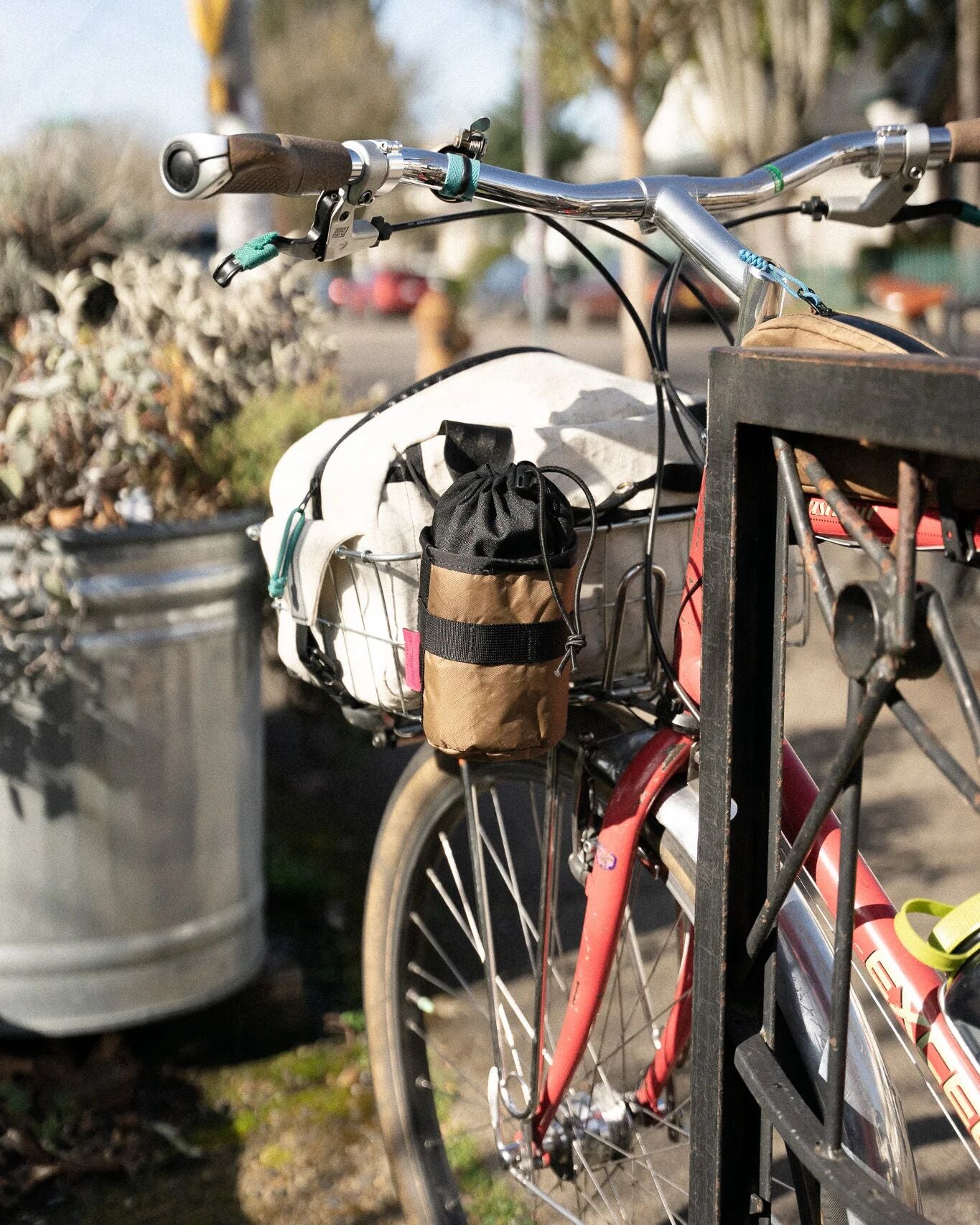 SWIFT INDUSTRIES Sidekick Stem Pouchコヨーテ Swift Industries Sidekick Stem Pouch Coyote – Passenger