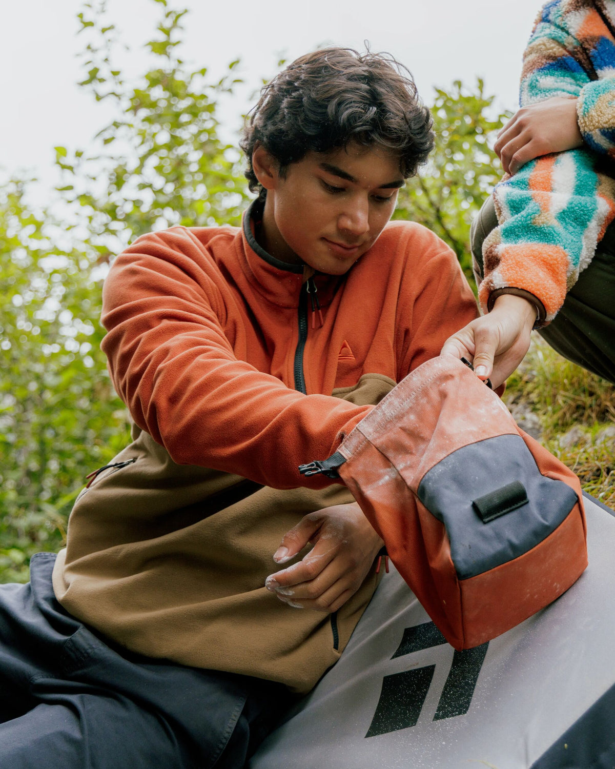 Set Off Polartec® 1/4 Zip Fleece - Dark Rust/Caramel - Lifestyle