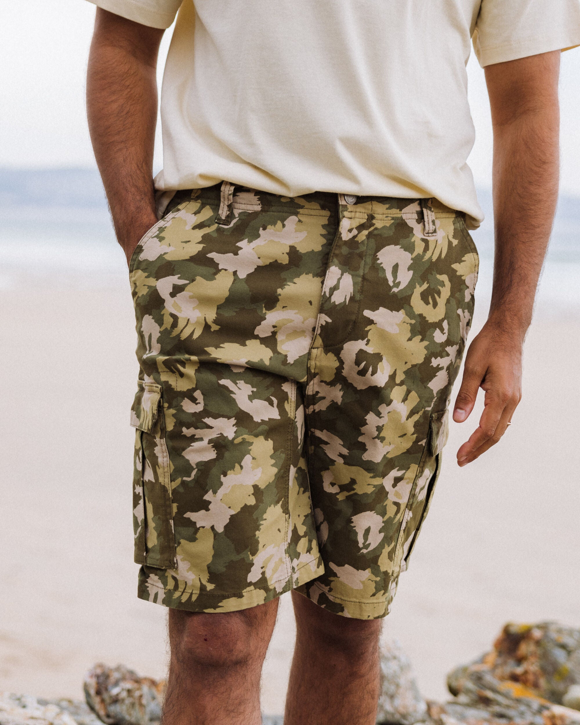 Lakeside Cargo Cotton Short Woodland Camo Khaki – Passenger