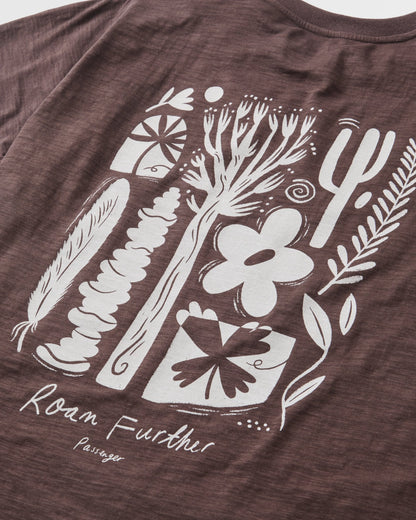 Women's Roam Further T-Shirt - Espresso - Flatlay