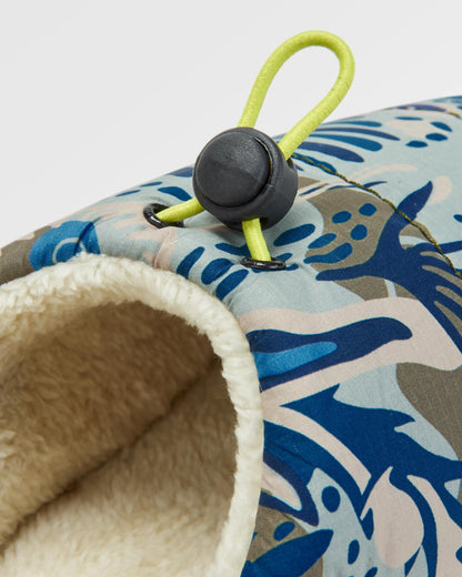 Step Out Slipper - Abstract Seaweed Pistachio - Flatlay