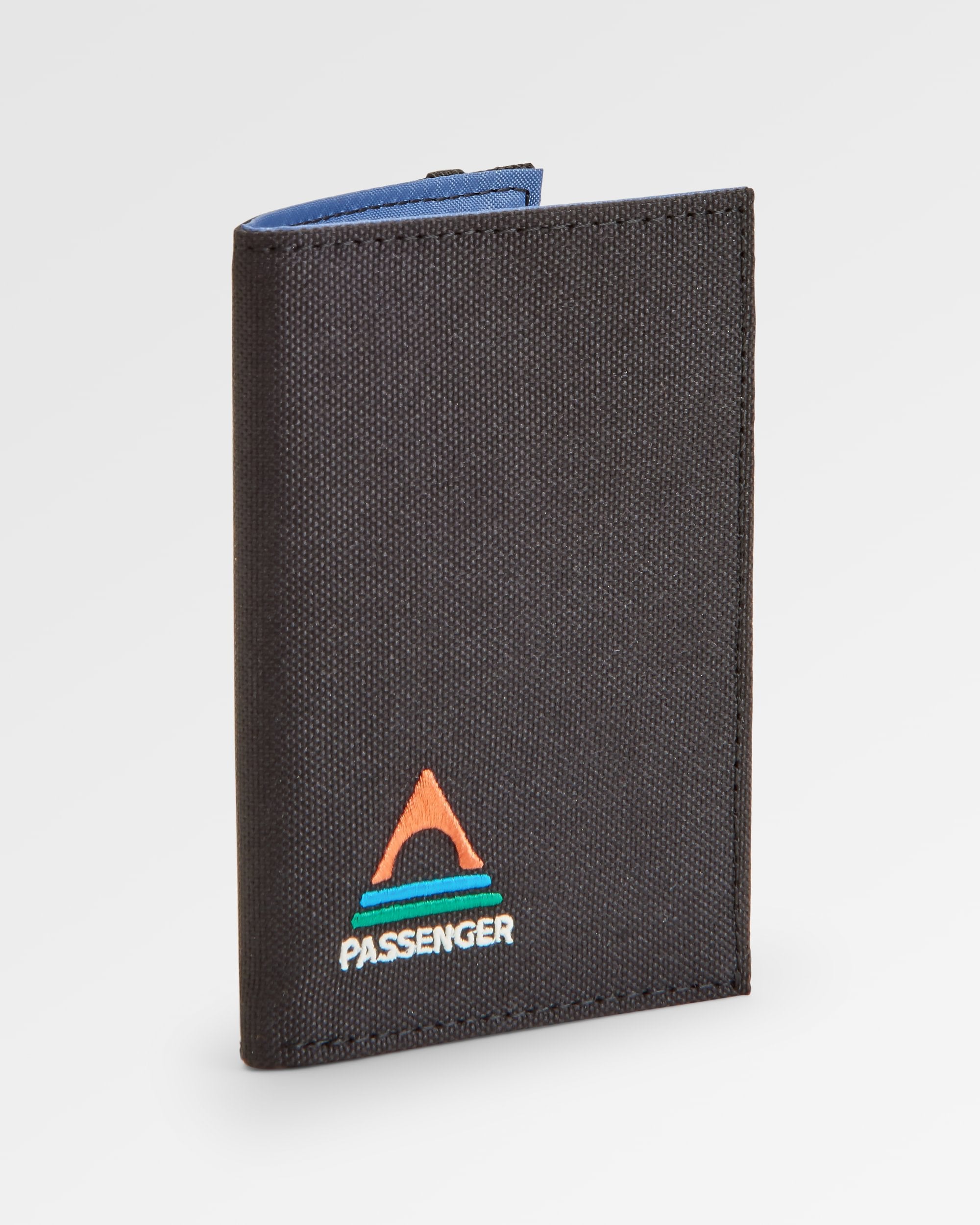 Essentials Recycled Wallet Black – Passenger