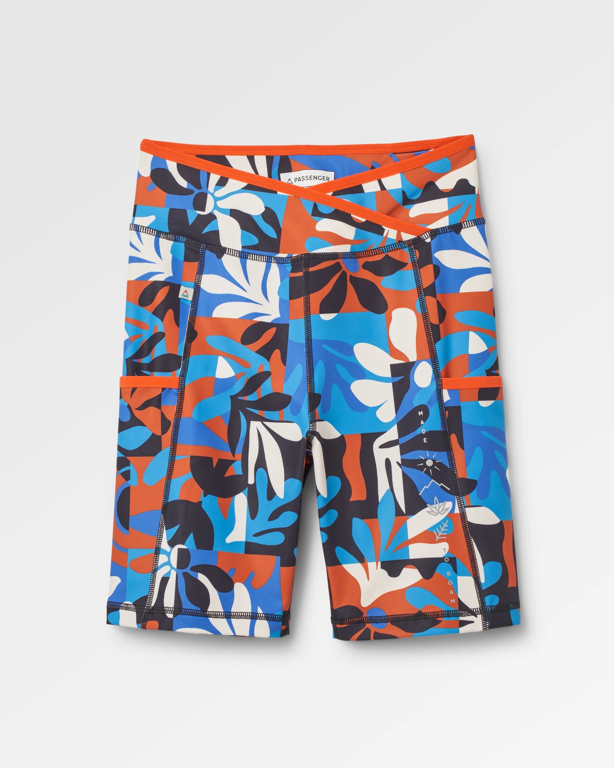 Mantra Recycled Active Short - Mountain Foliage Blue - Flatlay