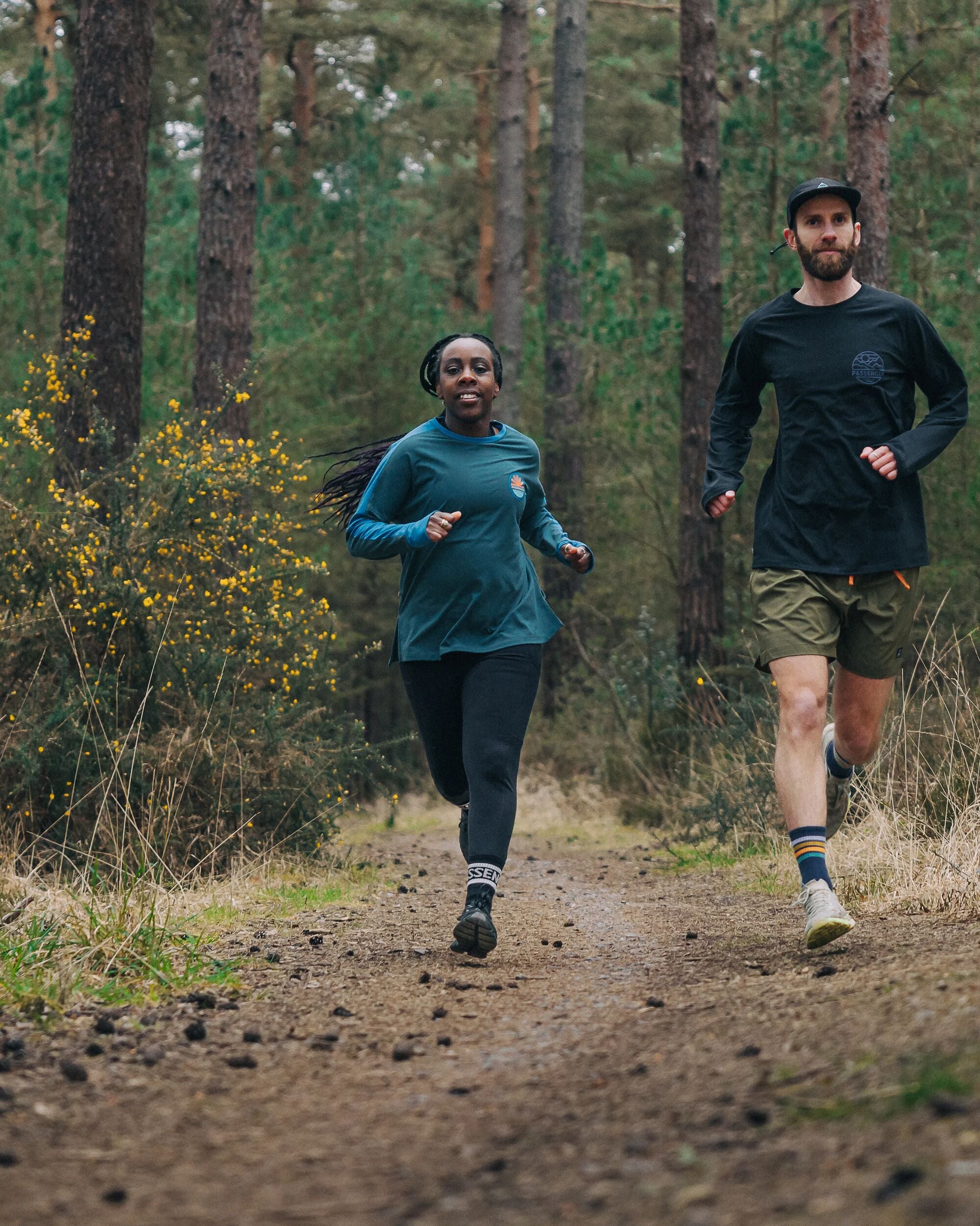 Chase The Light Drirelease® Active LS T-Shirt - Deep Ocean - Lifestyle