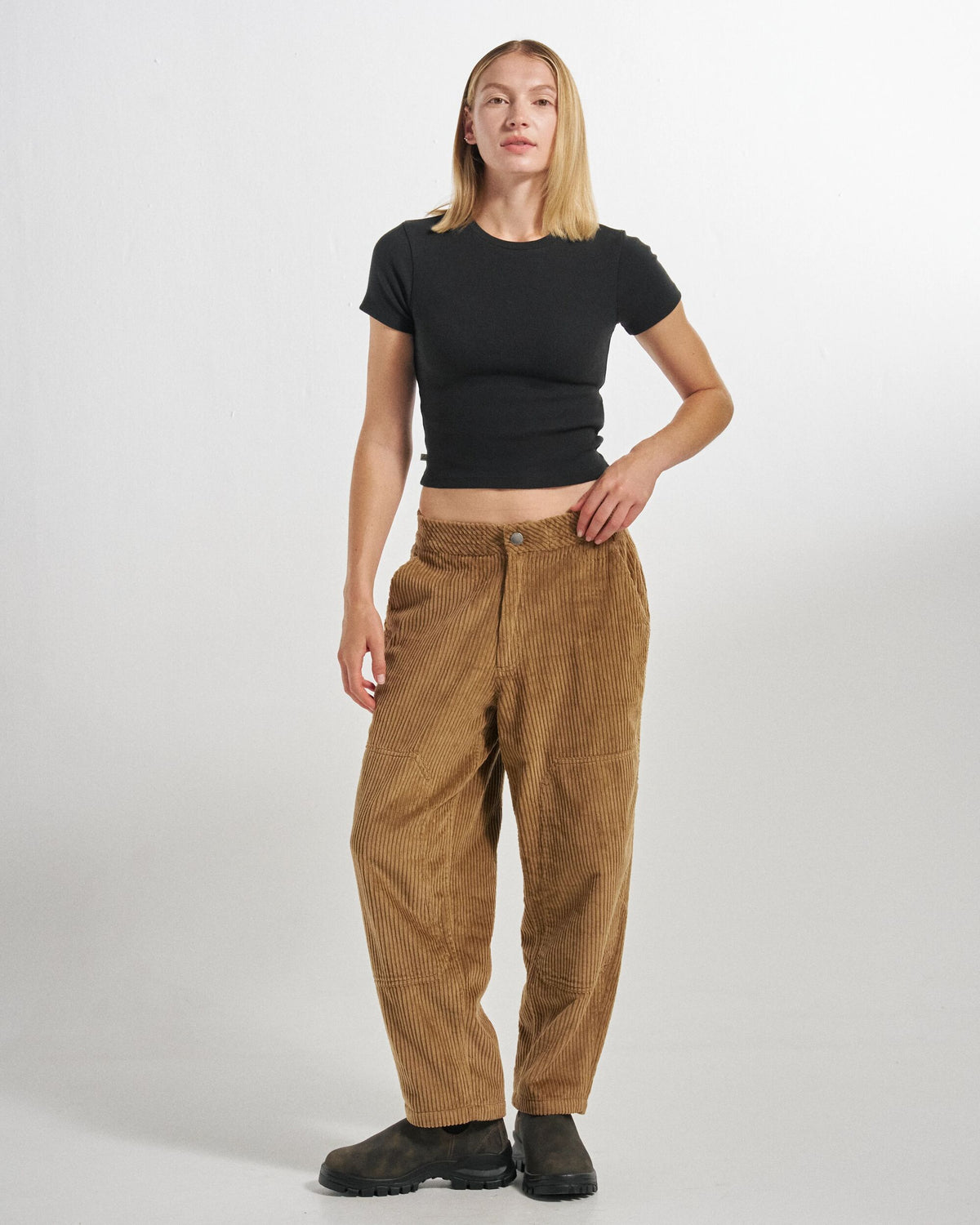 Bracken Lined Trouser - Caramel - Studio Model