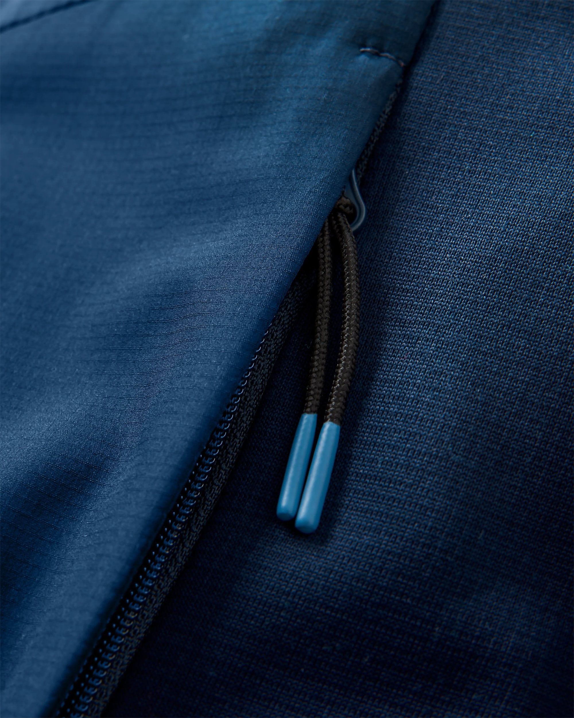 Shasta Lightweight Recycled Thermore® Insulated Jacket - Rich Navy/Dark Denim/Arctic - Flatlay