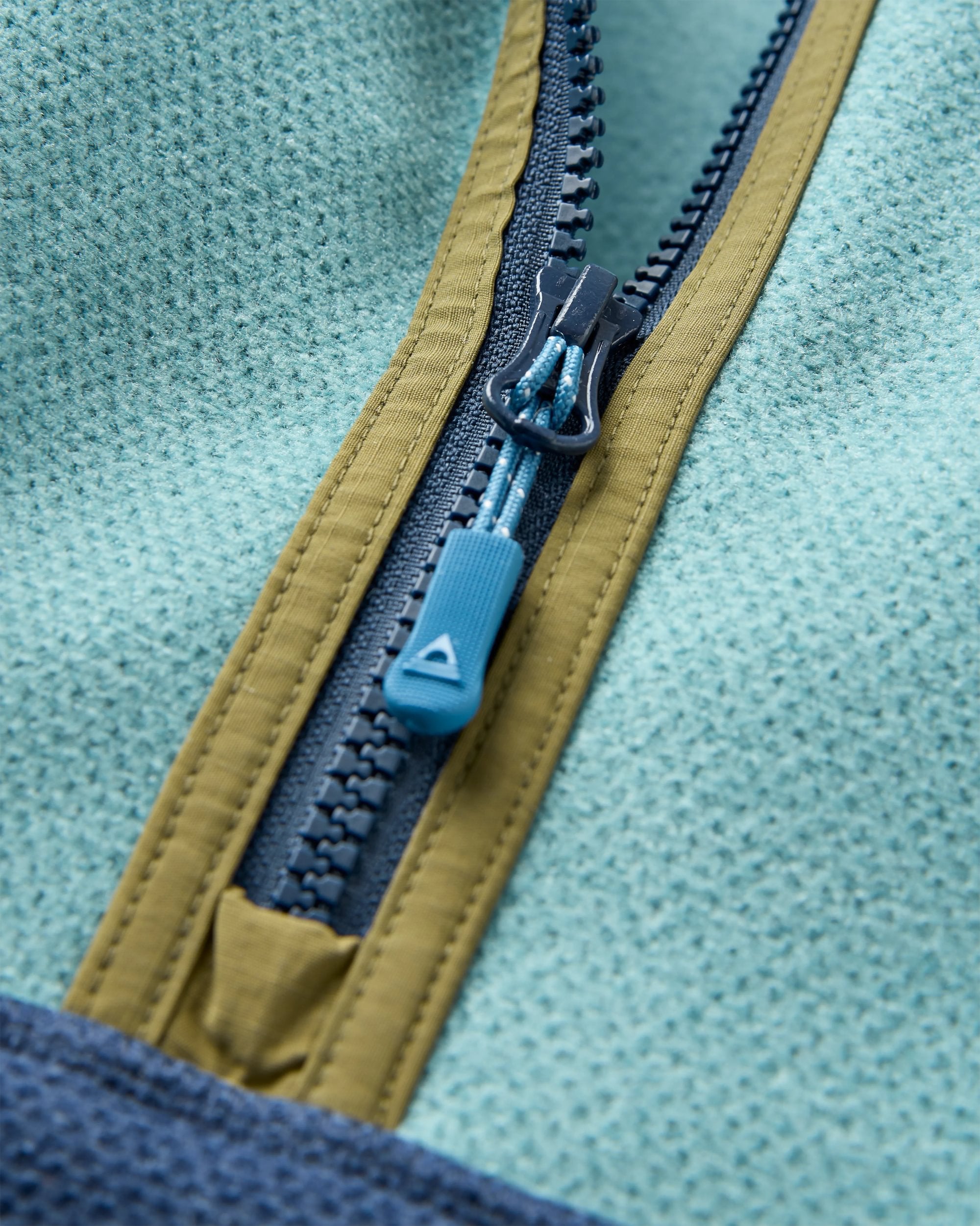 Men's Highland Recycled Polartec® Fleece - Arctic - Flatlay