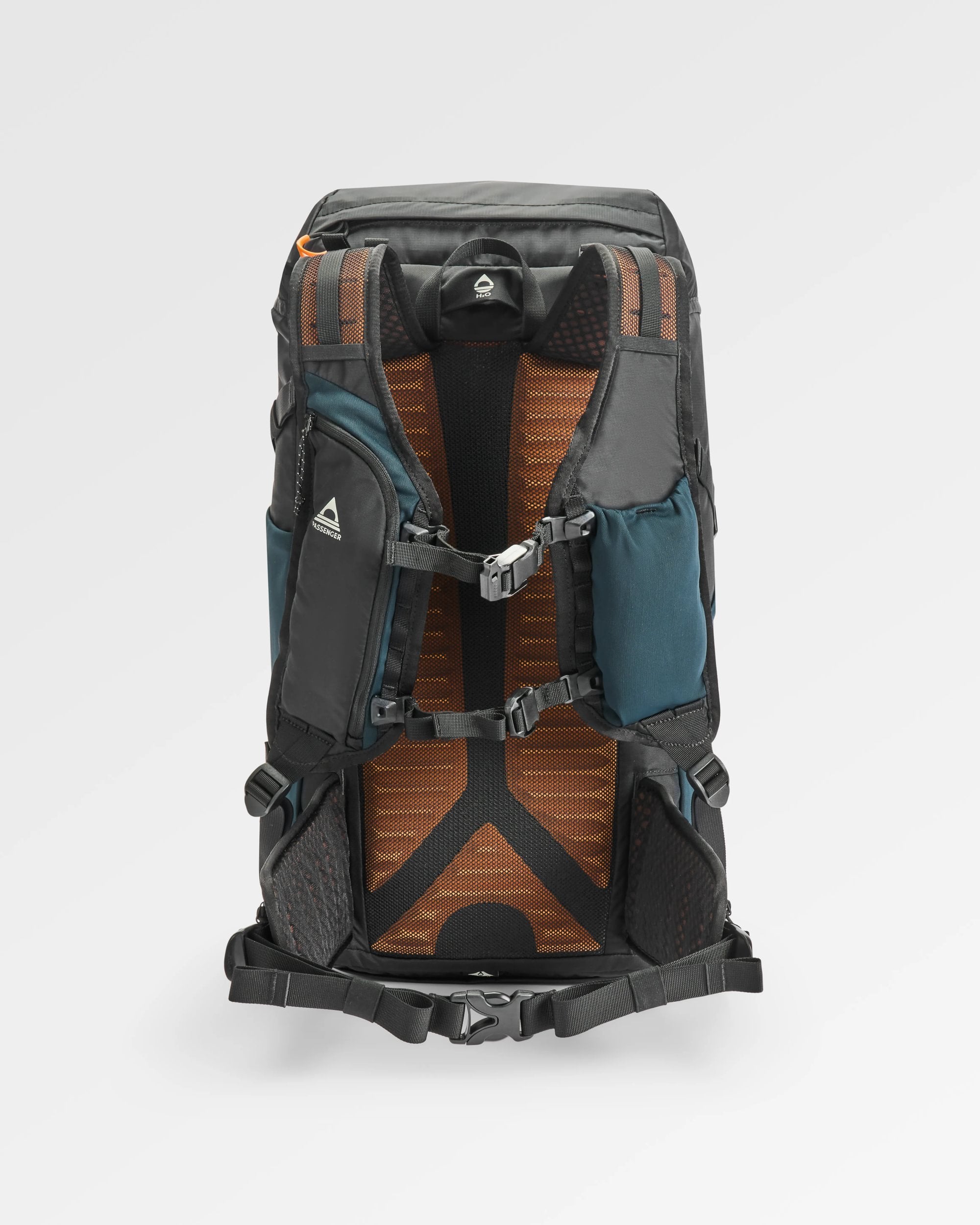 Trailscape Recycled 30L Backpack - Black - Flatlay