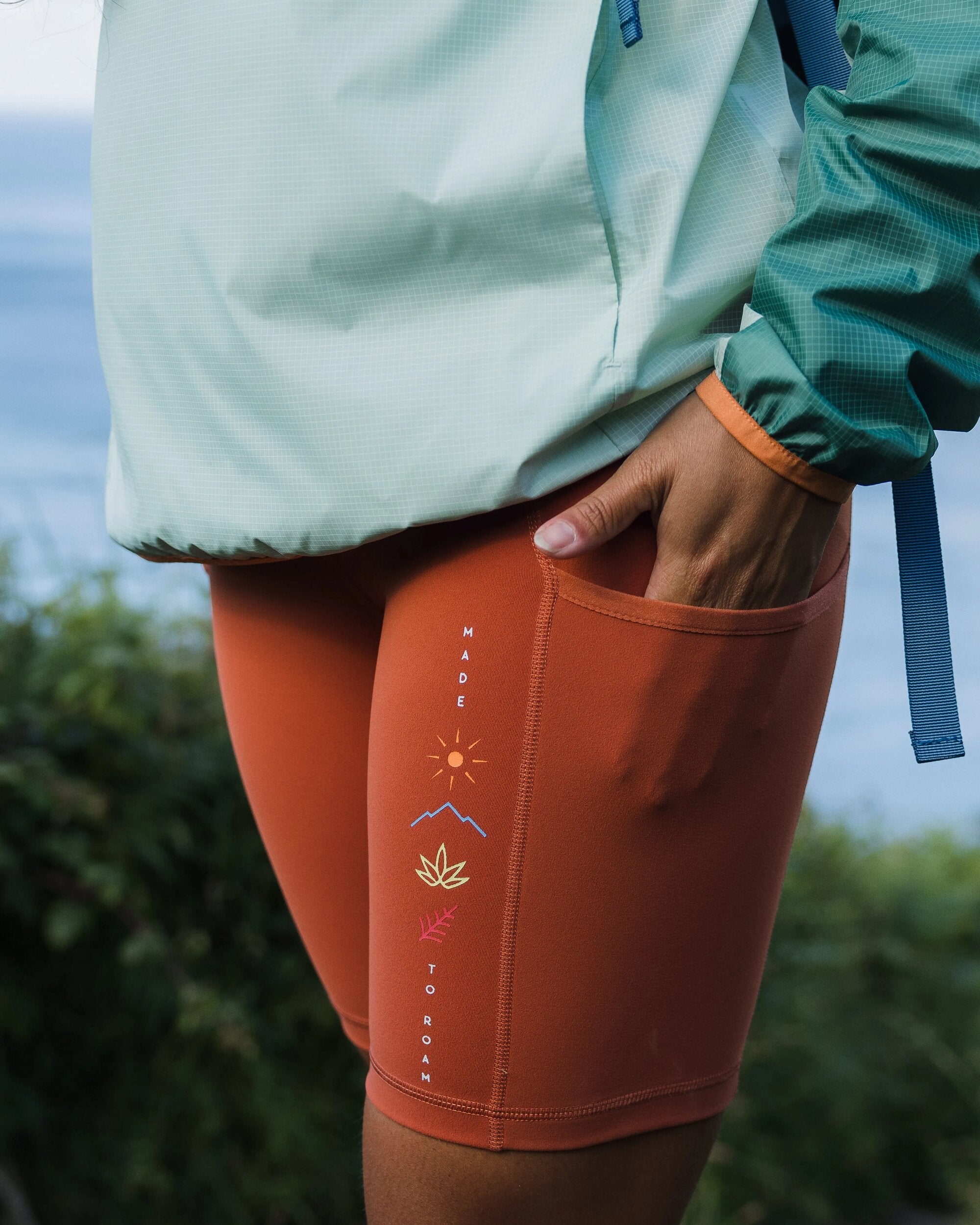 Mantra Recycled Active Short - Baked Clay - Lifestyle