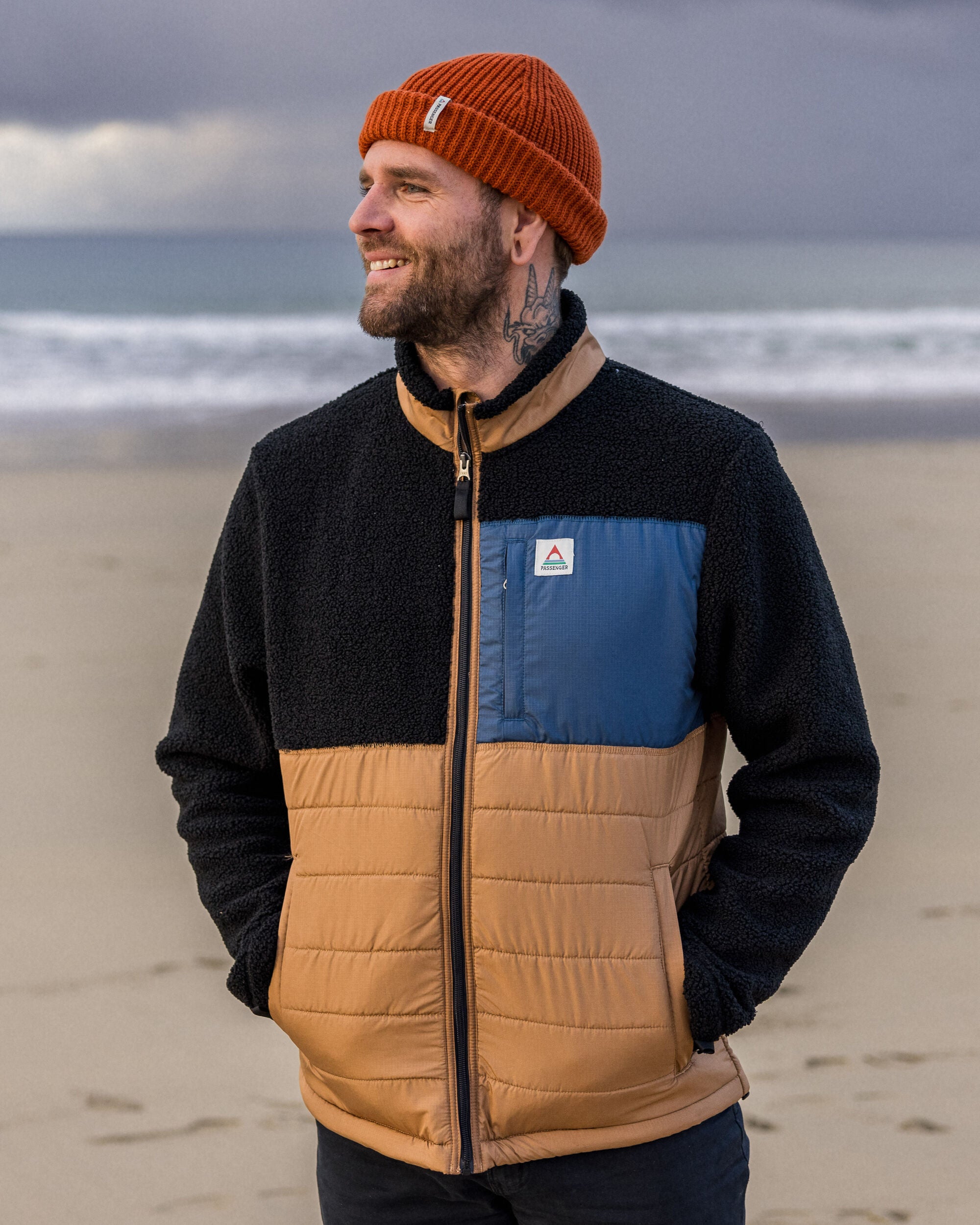 Born Explorer Recycled Polar-Lined Sherpa Fleece - Black - Lifestyle