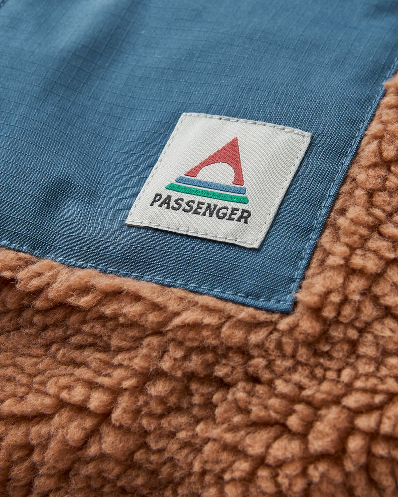 Valiant Deep-Pile Sherpa Fleece Toffee – Passenger