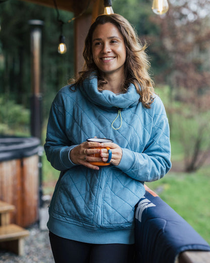 Clementine Recycled Quilted High Neck - Bluejay - Lifestyle