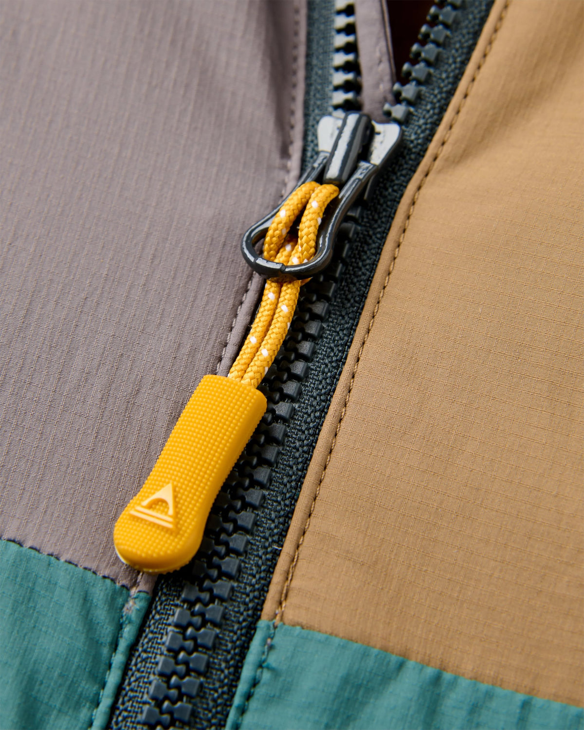 Tahoe Lined Windproof Jacket - Deep Ocean/Slate Grey - Flatlay
