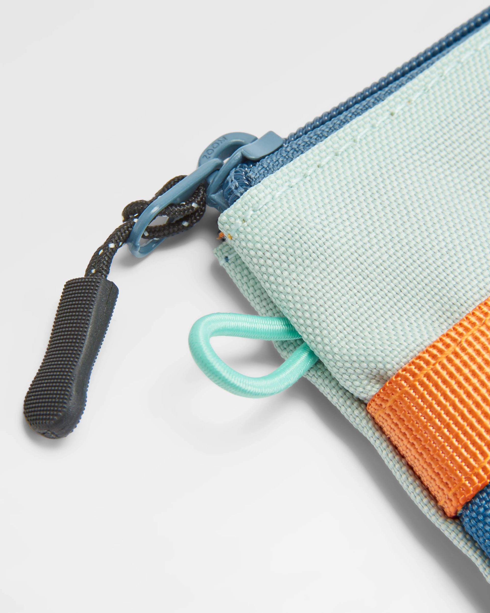 Essentials Recycled Pouch - Rich Navy/Surf Spray/Moonlight Blue - Flatlay