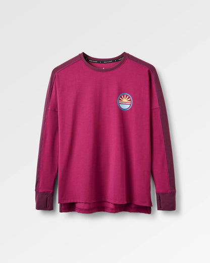 Chase The Light Active LS T-Shirt - Wild Berry  - Flatlay