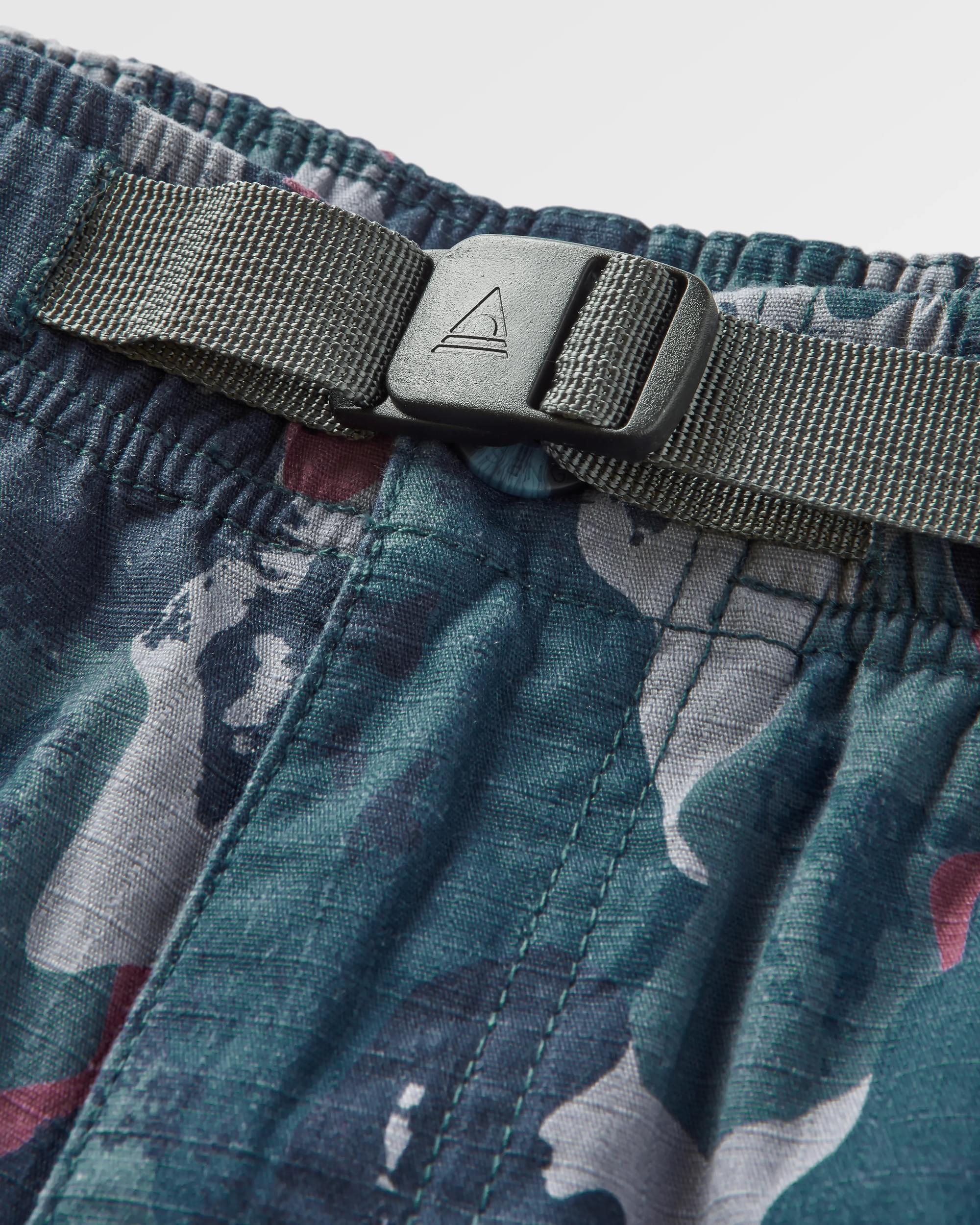 Adventurer Cargo Cotton Short - Sycamore Camo - Flatlay
