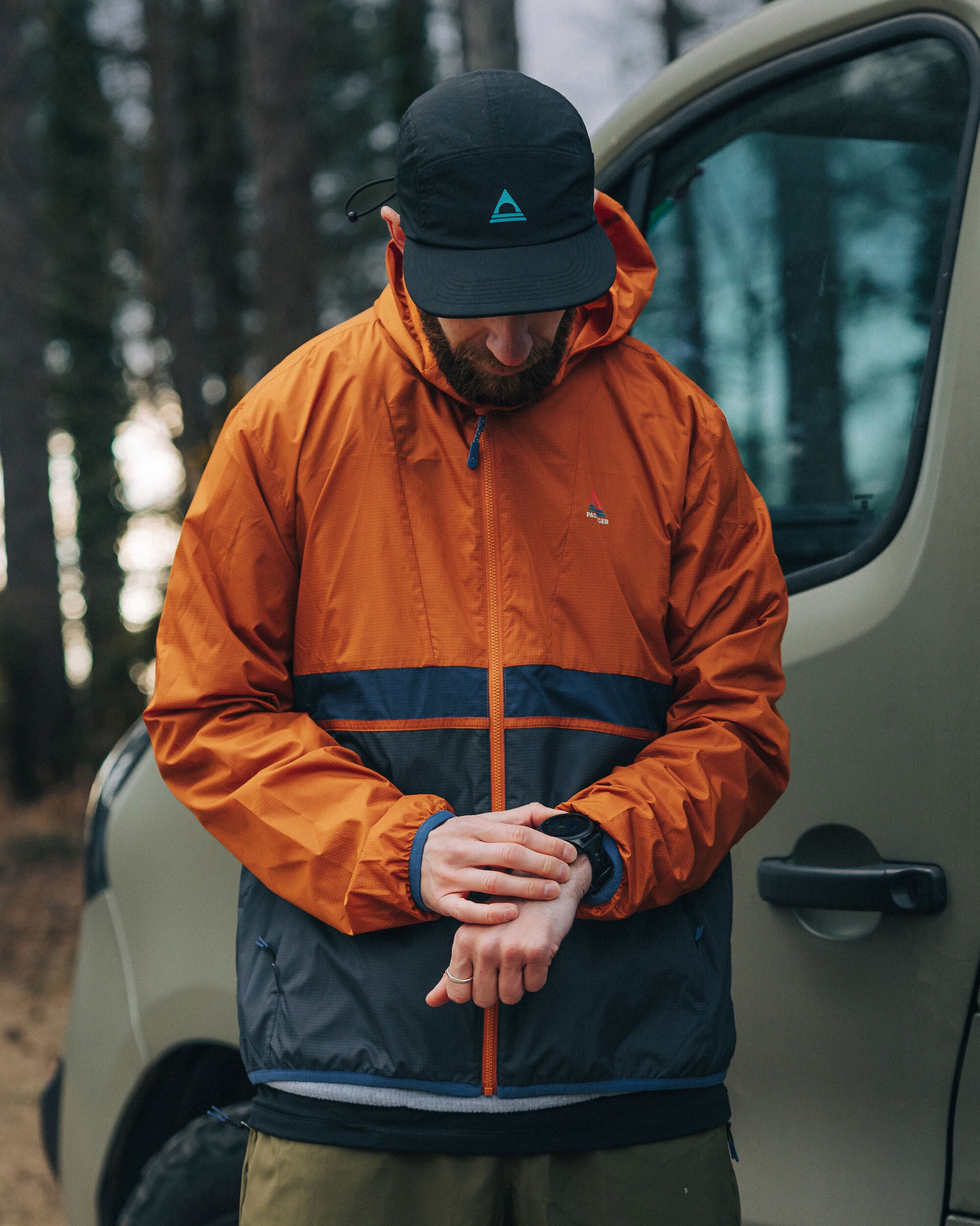 Gusto Windshell Jacket Sunset Orange/Charcoal – Passenger