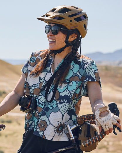 365 Recycled Active Boxy Shirt - Vintage Floral Aqua - Lifestyle