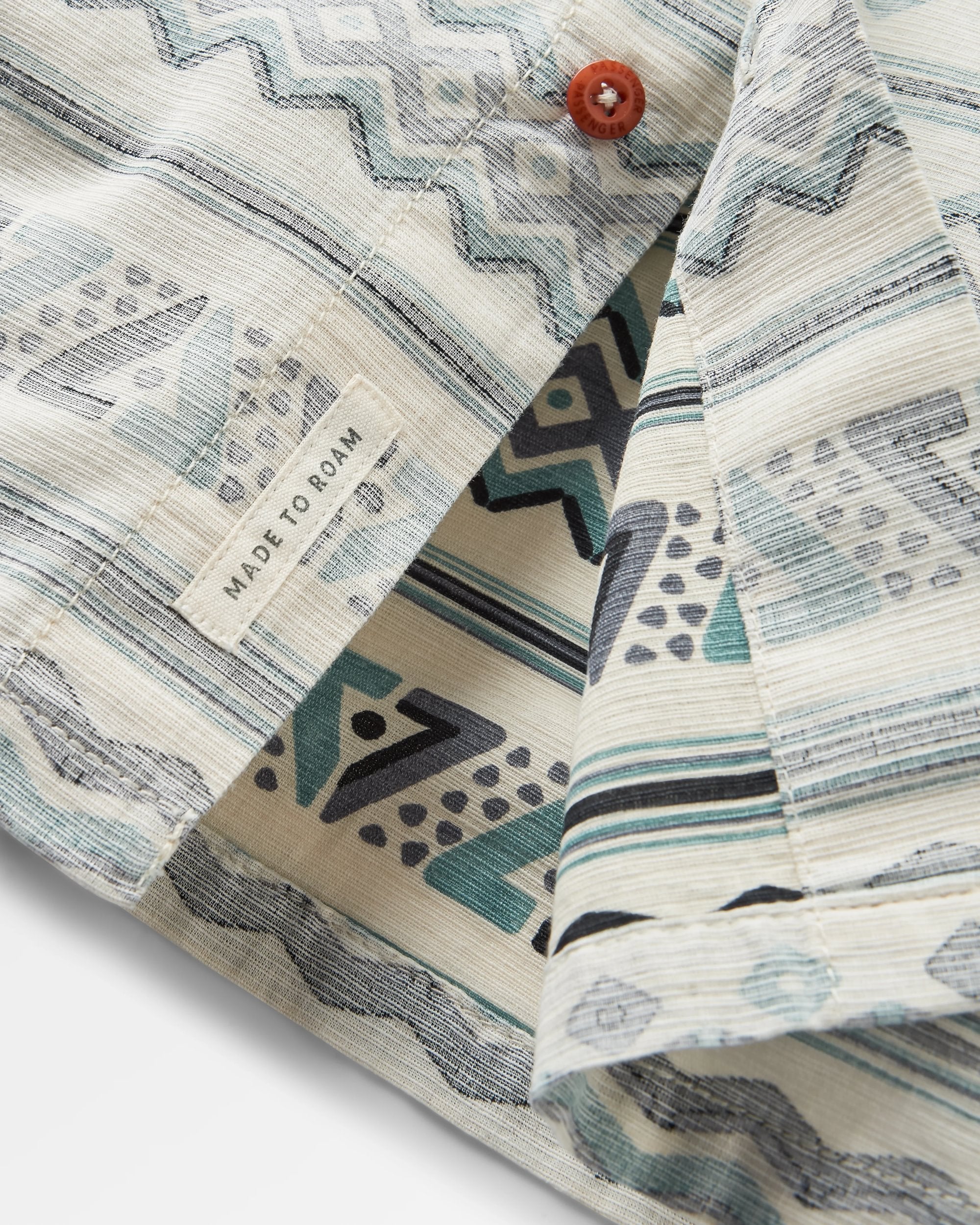 Amboro Organic Cotton Shirt - Mono Geo Birch  - Flatlay