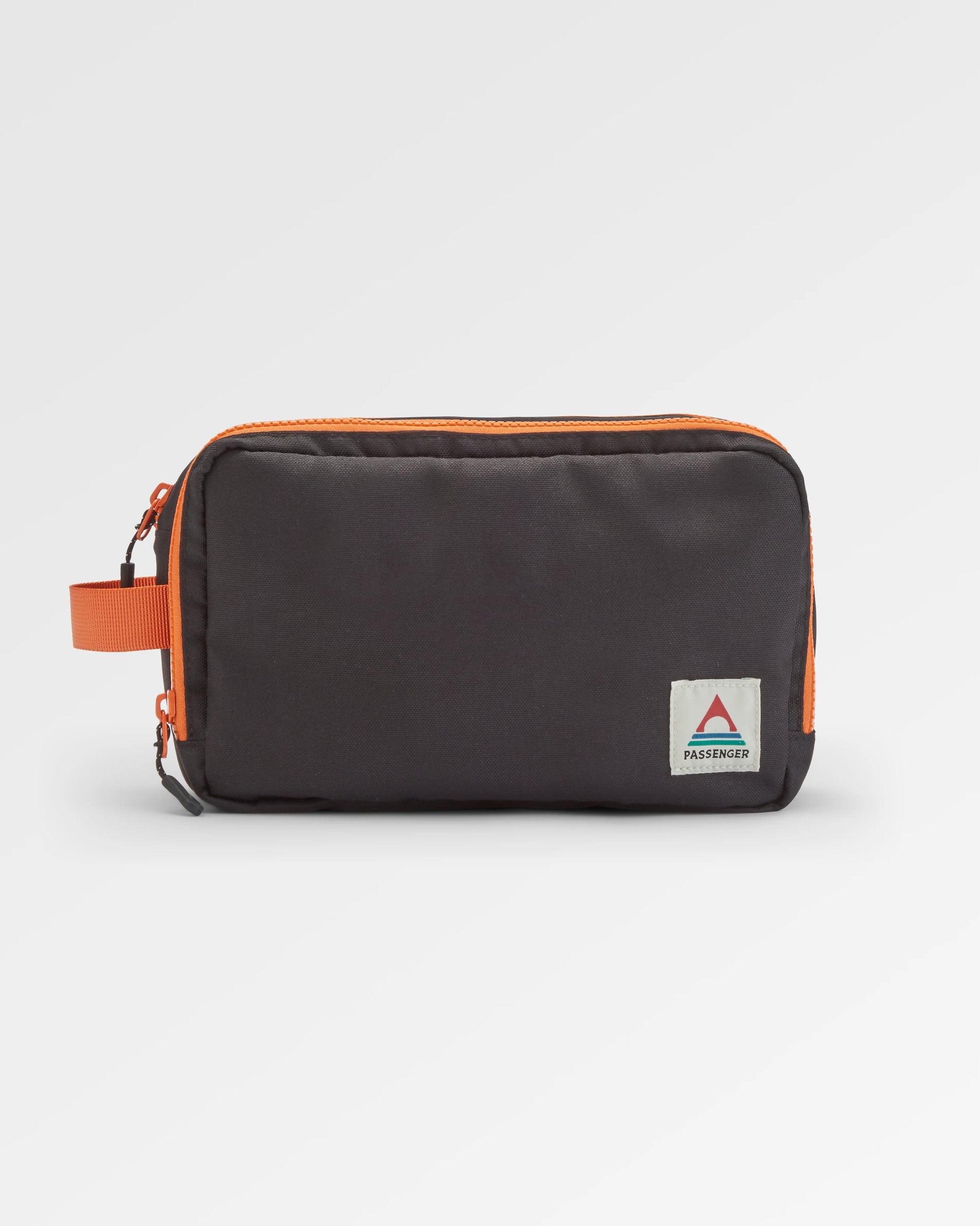 Travel Recycled Wash Kit - Black - Flatlay