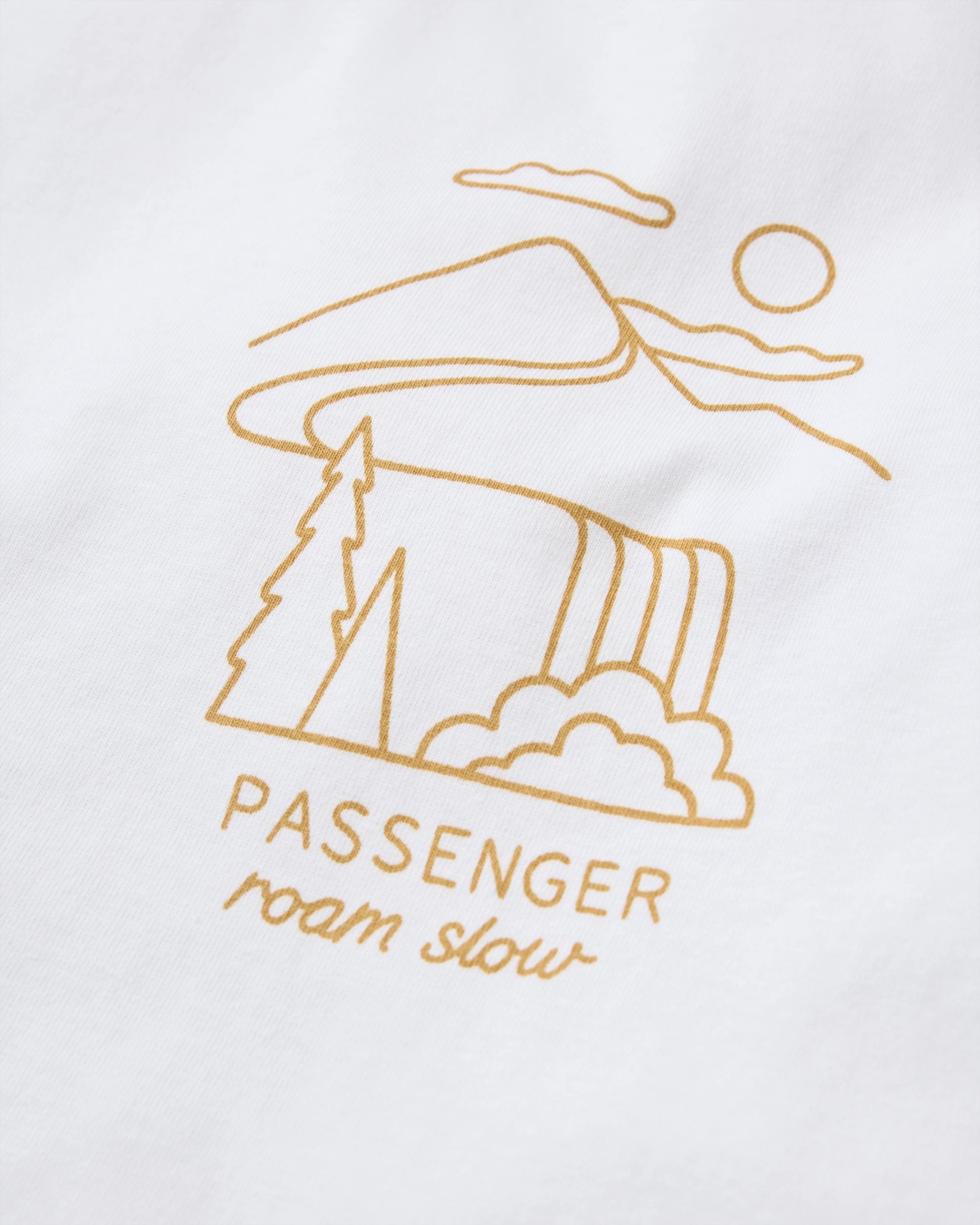 Slow Escape Relaxed Fit T-Shirt White – Passenger