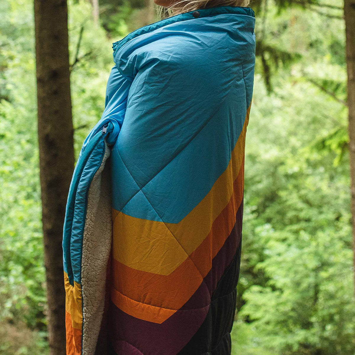 Womens_Nomadic Sherpa Blanket - Sky Blue Mountain