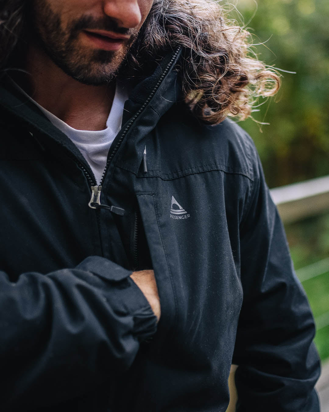 Discover Recycled Jacket - True Black