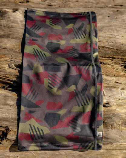 Trail Recycled Gaiter - Charcoal Camo Pattern
