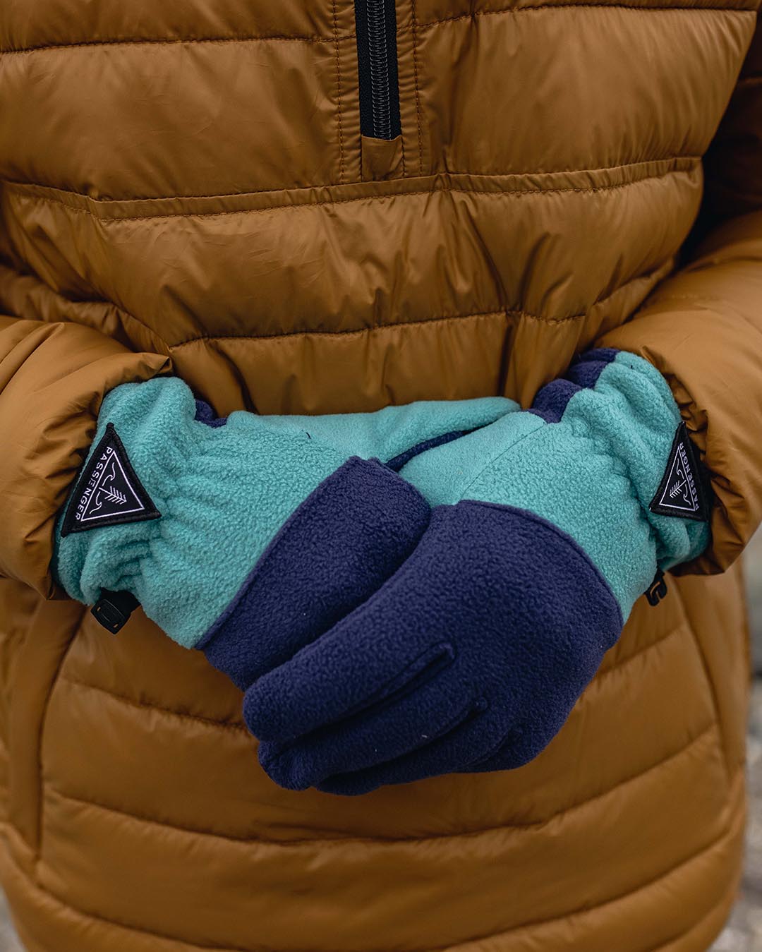Daytrip Recycled Polar Fleece Touch Screen Gloves - Blue Coral